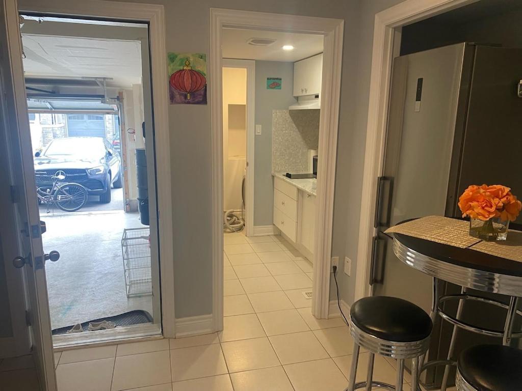 2 Bedroom With 2 Ensuites Unit In Richmond Hill Exterior foto
